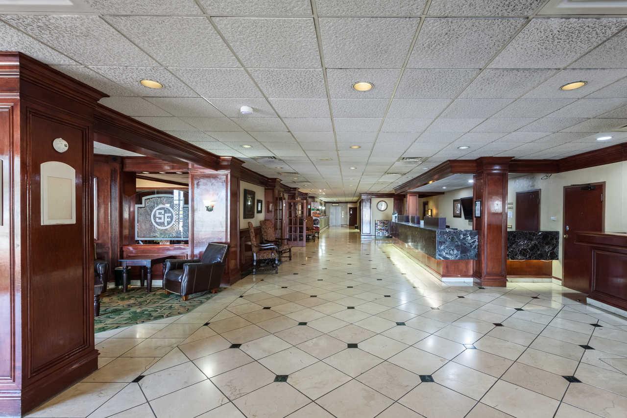 Quality Inn & Suites Plano East - Richardson Exterior foto