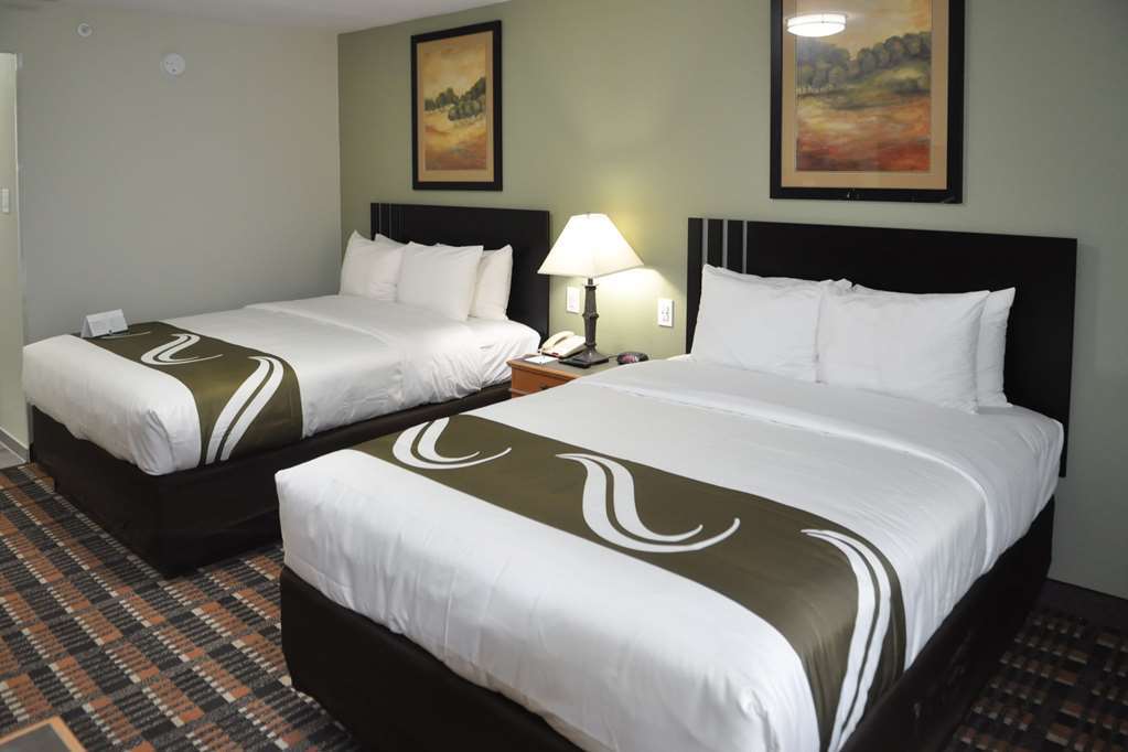 Quality Inn & Suites Plano East - Richardson Habitación foto